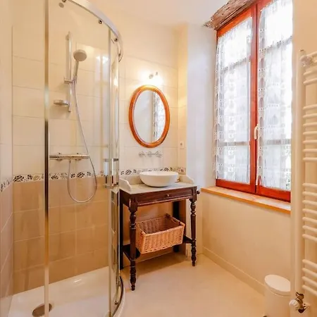 Maison Les 3 Moineaux - Piscine