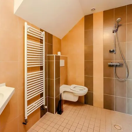 Maison Les 3 Moineaux - Piscine *